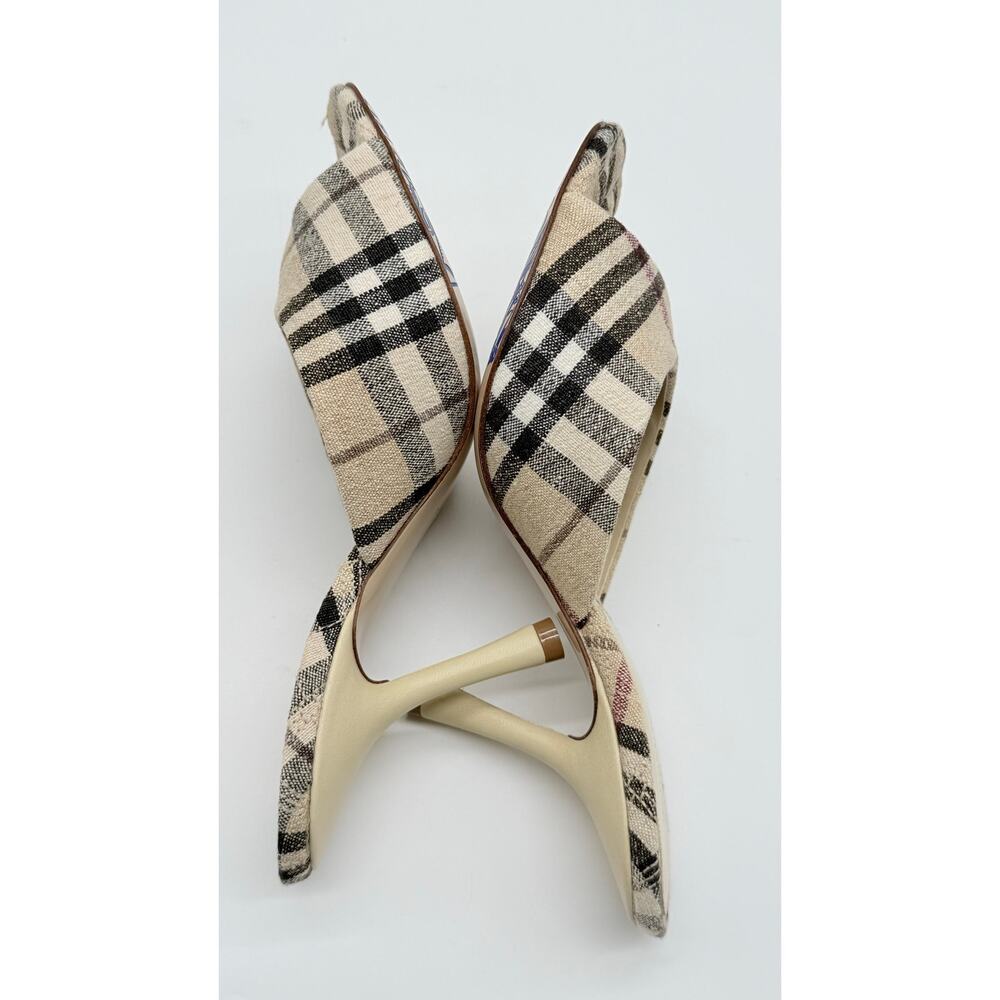 Burberry Women's Check Mews Sandals SZ:37 - Picture 15 of 16